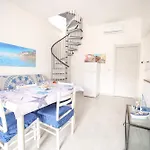 Casa vacanze Follow The Sun Casa Fronte Mare *