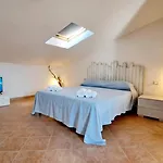 Follow The Sun Casa Fronte Mare Casa vacanze *