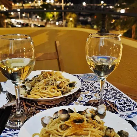 Follow The Sun Casa Fronte Mare Casa vacanze Portoscuso